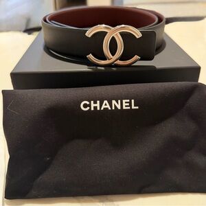 Chanel Black and Burgundy reversible belt